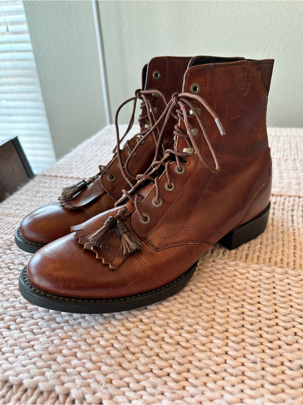 VTG Ariat 33421 Competitor Lace Up Roper Boots Kiltie Tassel Leather Women's 10B